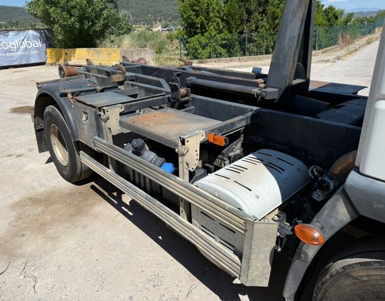 IVECO  EUROCARGO 100E22 **HOOKLIFT CONTAINER TRUCK**